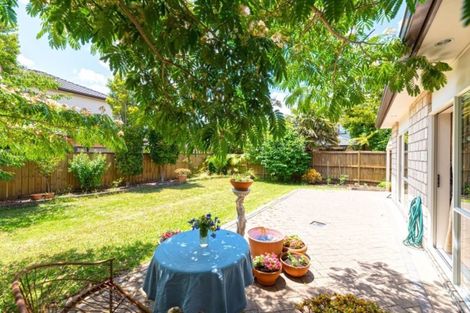 Photo of property in 14 Bridgefield Crescent, Flat Bush, Auckland, 2016