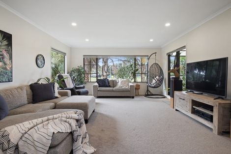 Photo of property in 41 Ridgeway Road, Pukekohe, 2120