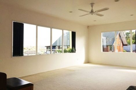 Photo of property in 730 East Coast Road, Pinehill, Auckland, 0632