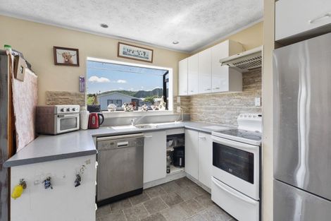 Photo of property in 4 Palmer Court, Paraparaumu, 5032