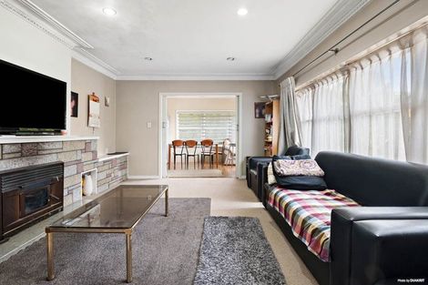 Photo of property in 19 Fraser Road, Papatoetoe, Auckland, 2025