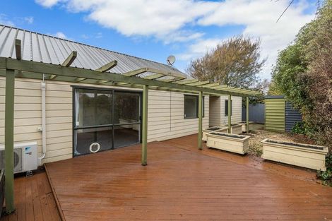 Photo of property in 2/9 Braemar Place, Avonside, Christchurch, 8061