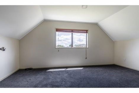Photo of property in 3/54 Swanson Road, Henderson, Auckland, 0610