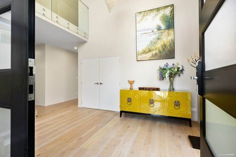 Photo of property in 492 Beach Road, Murrays Bay, Auckland, 0630