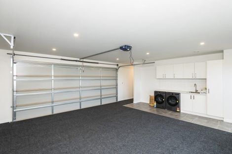 Photo of property in 23 Allan Avenue, Lytton West, 4071