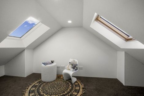 Photo of property in 84 Jacks Point Rise, Jacks Point, Queenstown, 9371