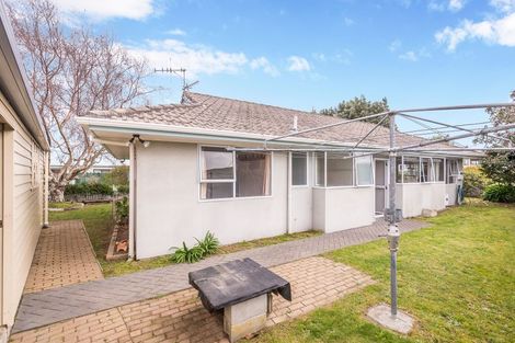 Photo of property in 44 Langdale Avenue, Paraparaumu, 5032