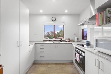 Photo of property in 142 Hiskens Place, Te Awamutu, 3800