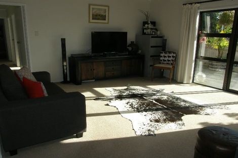 Photo of property in 73b Gowing Drive, Meadowbank, Auckland, 1072