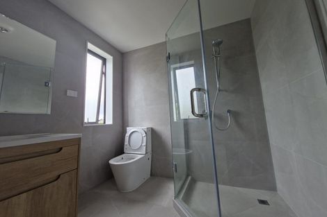 Photo of property in 4d Deep Creek Road, Torbay, Auckland, 0630