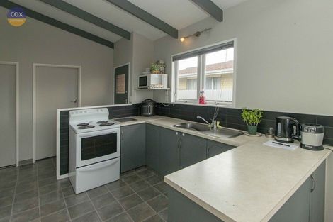 Photo of property in 2 Skerrett Crescent, Tamatea, Napier, 4112