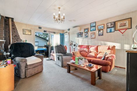 Photo of property in 17 Almay Place, Clover Park, Auckland, 2019