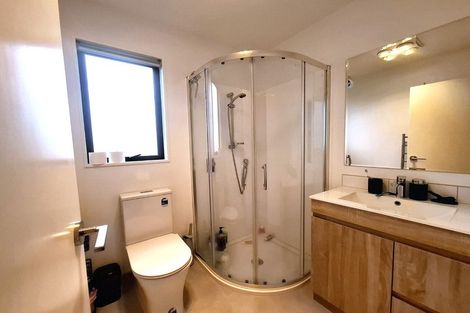 Photo of property in 40 Raupeti Lane, Henderson, Auckland, 0612