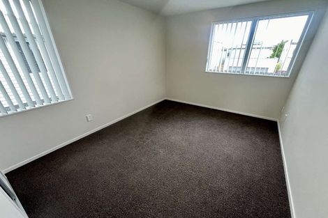 Photo of property in 15 Hakaro Way, Takanini, 2112