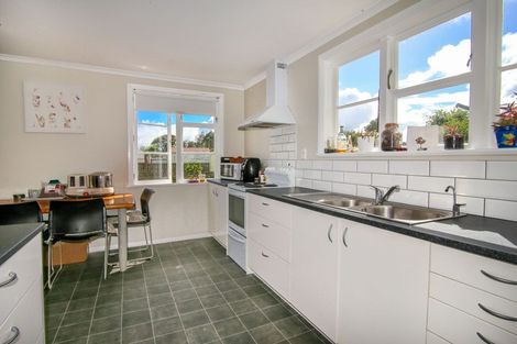 Photo of property in 23 Colvin Street, Westport, 7825