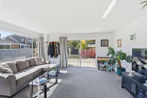Photo of property in 1/204 Riverlaw Terrace, Saint Martins, Christchurch, 8022