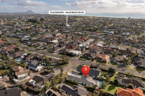 Photo of property in 5 Piha Close, Papamoa Beach, Papamoa, 3118