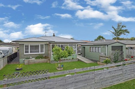 Photo of property in 6 Paterson Avenue, Pukekohe, 2120