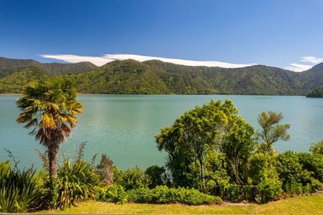 Photo of property in 2 Cook Street, Havelock, 7100