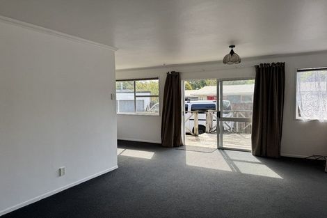 Photo of property in 11 Brookbank Place, Glenview, Hamilton, 3206