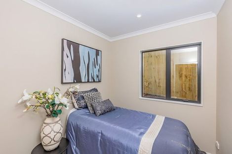 Photo of property in 10a Nielsen Place, Massey, Auckland, 0614