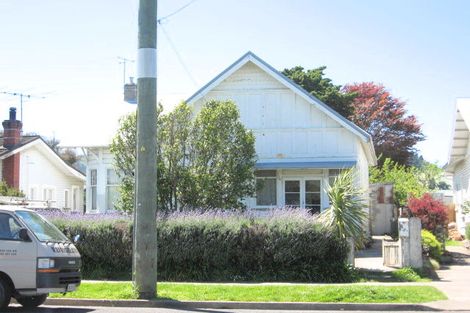 Photo of property in 295 Aberdeen Road, Gisborne, 4010