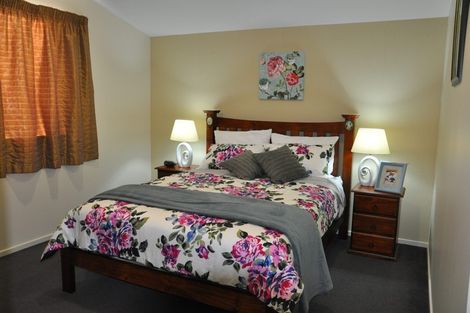 Photo of property in 30e Lyndon Street, Riccarton, Christchurch, 8041