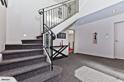 Photo of property in 26f Schnapper Rock Road, Schnapper Rock, Auckland, 0632