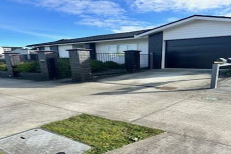 Photo of property in 55a Kowhai Avenue, Ebdentown, Upper Hutt, 5018