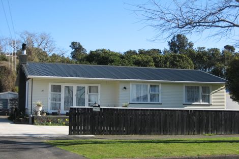 Photo of property in 24 Prouse Street, Levin, 5510