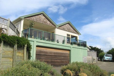 Photo of property in 58 Tannadyce Street, Strathmore Park, Wellington, 6022