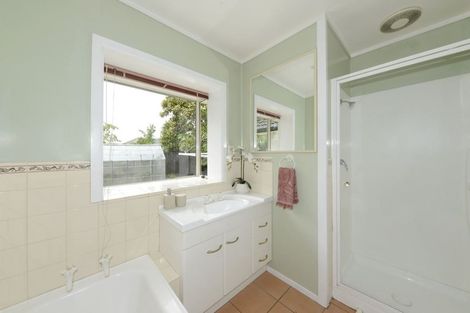 Photo of property in 242 Withells Road, Avonhead, Christchurch, 8042