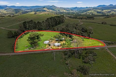 Photo of property in 37 Camp Road, Coroglen, Whitianga, 3591