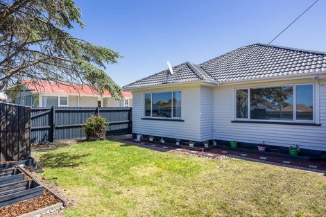 Photo of property in 243 Bower Avenue, North New Brighton, Christchurch, 8083