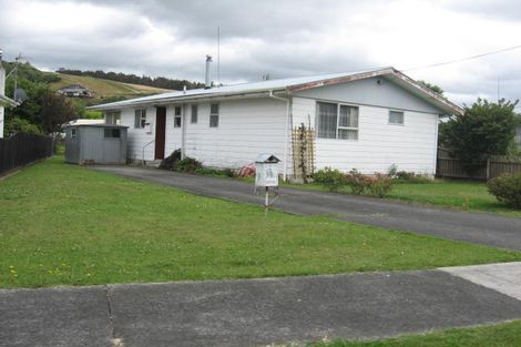 Photo of property in 13 Ward Street, Aramoho, Whanganui, 4500