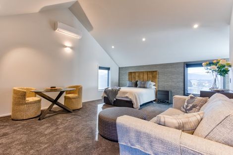 Photo of property in 10 Mccaw Mews, Wanaka, 9305