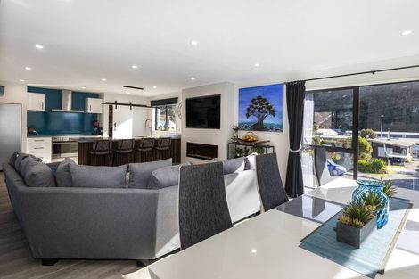 Photo of property in 15 Beach Road, Waikawa, Picton, 7220