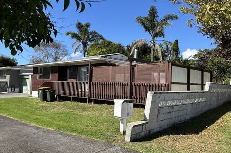 Photo of property in 1/4 Aylmer Court, Eastern Beach, Auckland, 2012