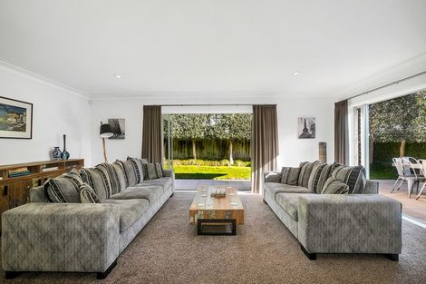 Photo of property in 57 Wainui Avenue, Point Chevalier, Auckland, 1022
