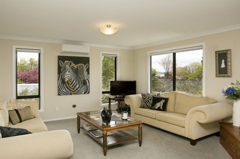 Photo of property in 2/17 Rainbow Drive, Rainbow Point, Taupo, 3330