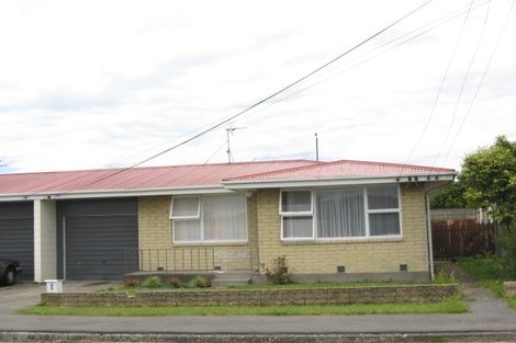 Photo of property in 2/3 Gould Crescent, Woolston, Christchurch, 8023