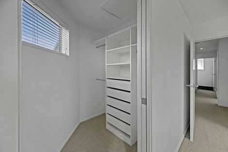 Photo of property in 76 Alverston Street, Waterview, Auckland, 1026