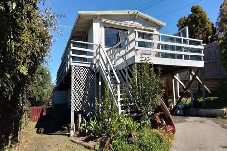 Photo of property in 15 Rata Road, Stanmore Bay, Whangaparaoa, 0932