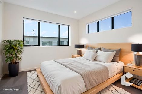 Photo of property in 21b Lumbarda Drive, Kumeu, 0810