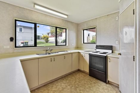 Photo of property in 2/7 Duke Street, Papakura, 2110
