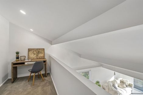 Photo of property in 249 Cannon Hill Crescent, Mount Pleasant, Christchurch, 8081