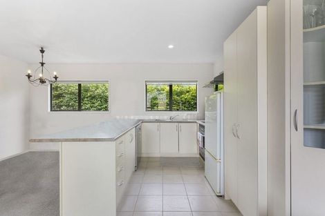 Photo of property in 330b East Coast Road, Sunnynook, Auckland, 0632