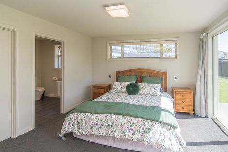 Photo of property in 16 Fox Street, Temuka, 7920