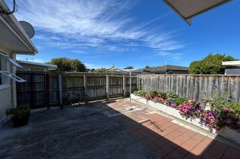 Photo of property in 2/31 Trinity Crescent, Pirimai, Napier, 4112