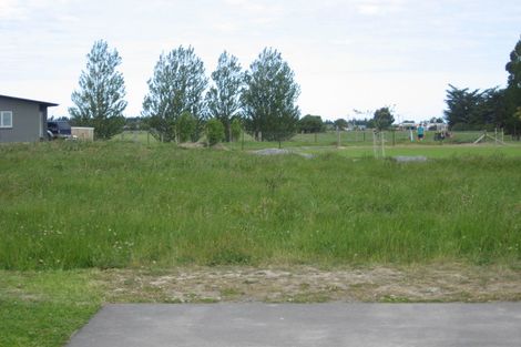 Photo of property in 14 Willowside Place, Amberley, 7410